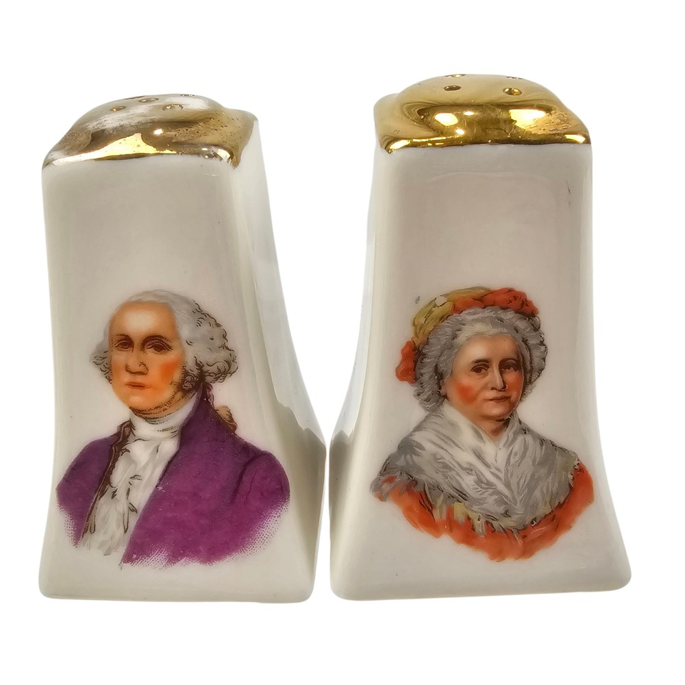 George & Martha Washington Mt Vernon Virginia Vintage Salt & Pepper Shakers Gold